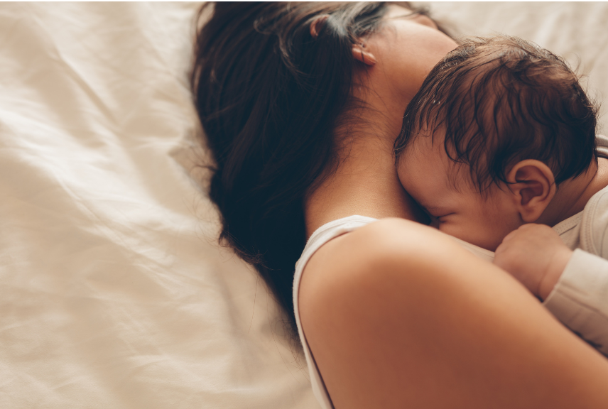 mom and baby skin to skin